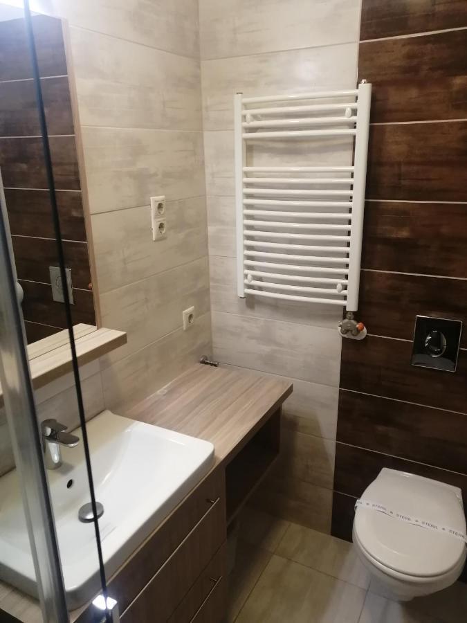 Zafirgyoengy Apartmanok Sárvár 外观 照片